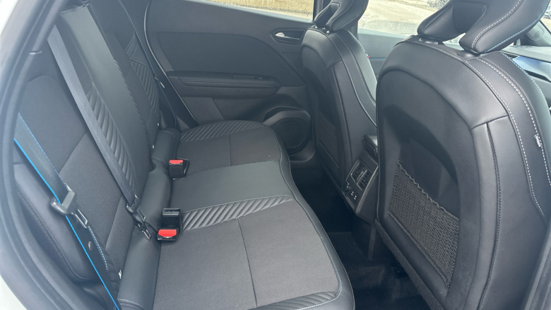 Renault Symbioz 1.6 E-Tech FHEV 145 Techno Esprit Alpine 5dr Auto Hybrid Estate